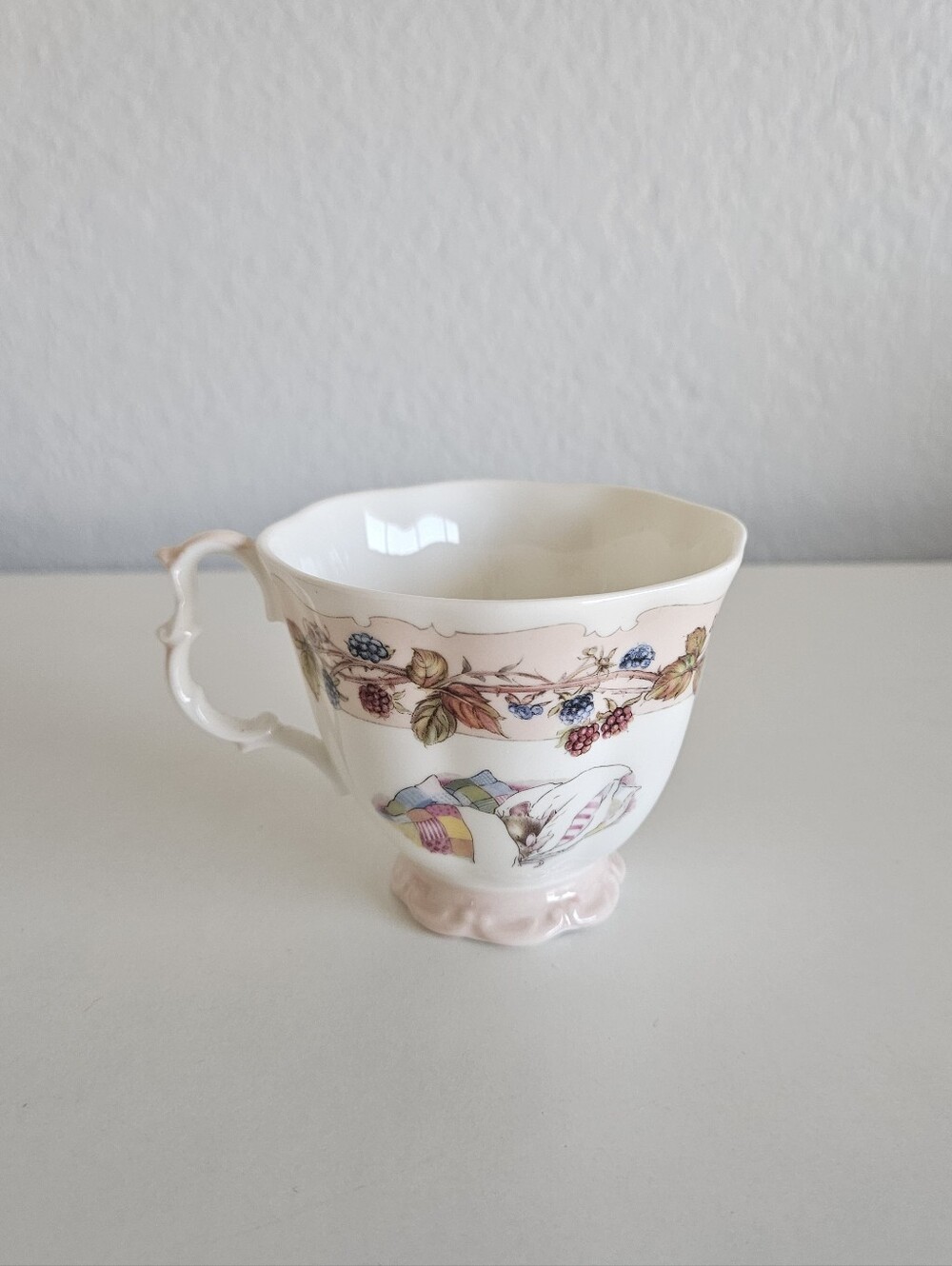 Brambly Hedge By Royal Doulton Autumn 3-Piece Bone Mini Tea Cup Set Plate Mug - Picture 9 of 12